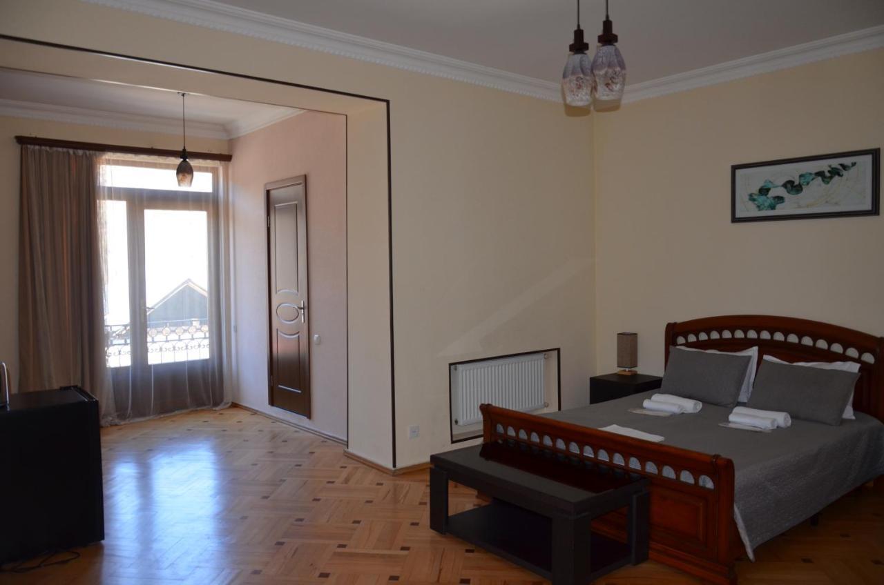 Hotel Borjomi Sichi Esterno foto