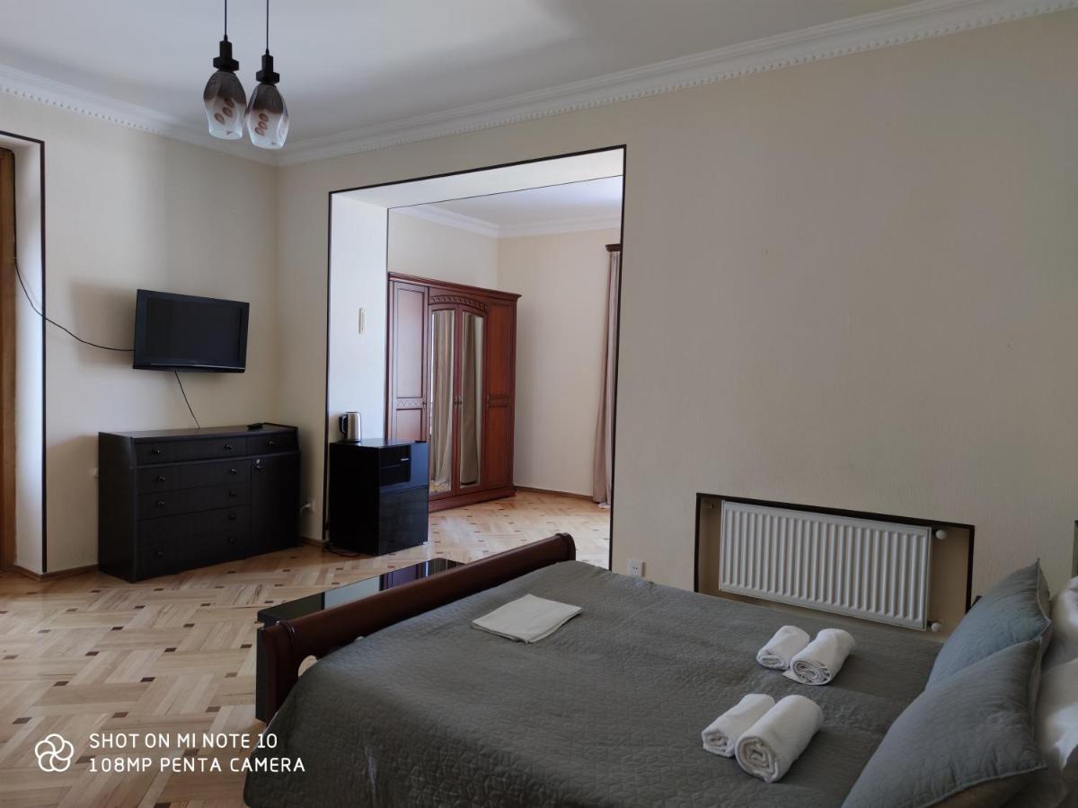 Hotel Borjomi Sichi Esterno foto
